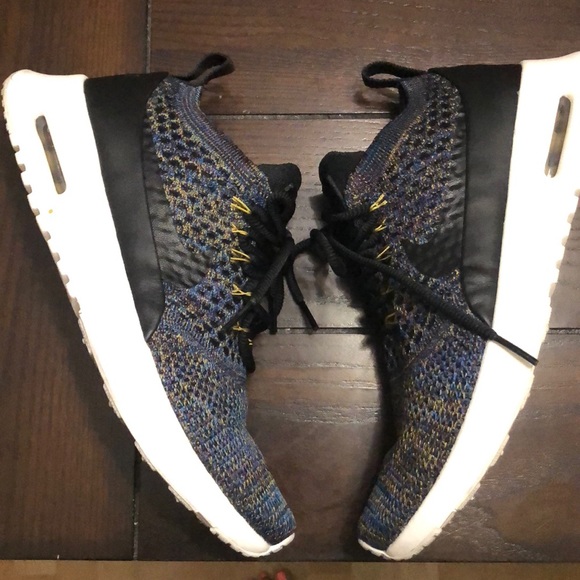 Nike Air Max Thea Ultra Flyknit - Picture 2 of 4